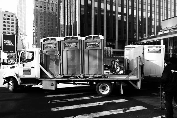 Portable Toilet Options We Offer in Haleiwa, HI